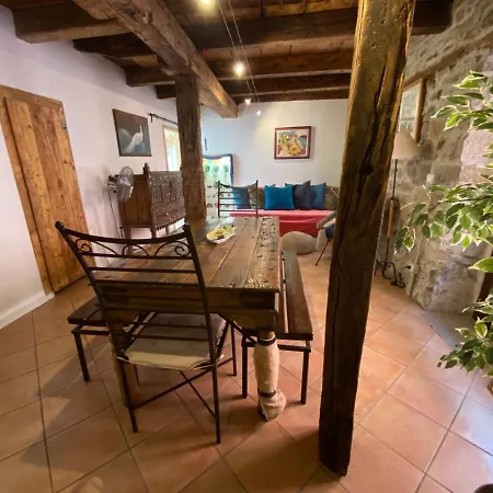 Casa Contovello 度假居 *